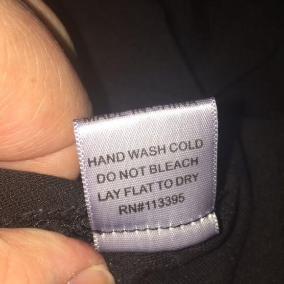 Aryn K. Casual Skirt Size Medium - Picture 6 of 6